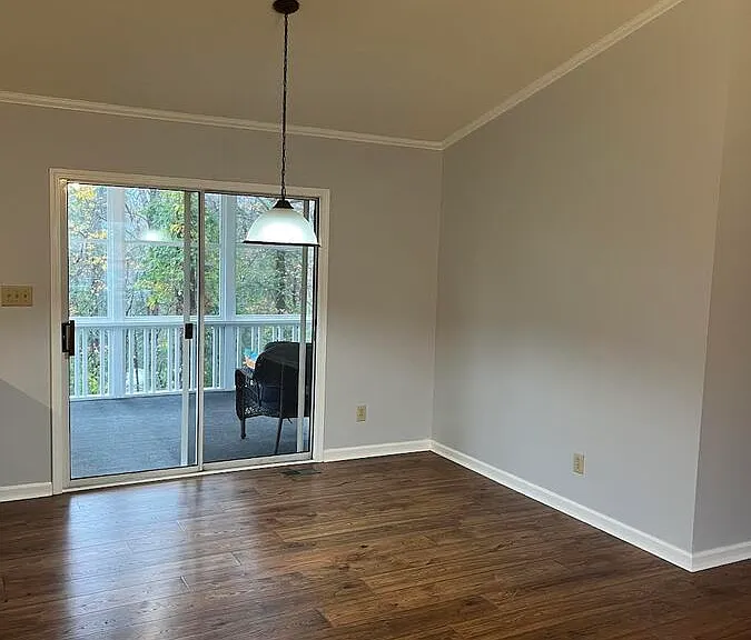 191 Frost Rd — Photo 6