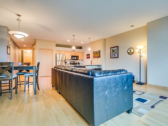 4th image of 601 E Ogden Ave Unit 307