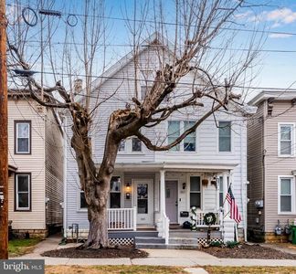 145 Cedar St, Carlisle, PA, 17013