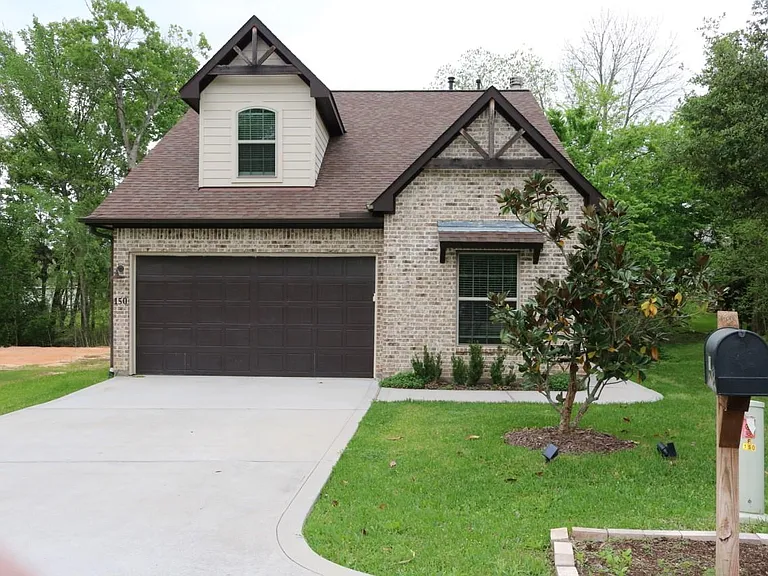 150 Harbour Town Cir — Photo 2