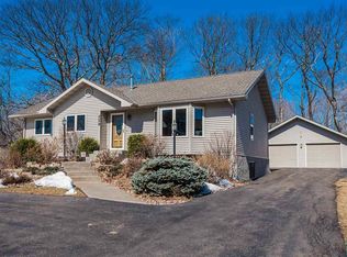 229 E Owatonna St, Duluth, MN 55803