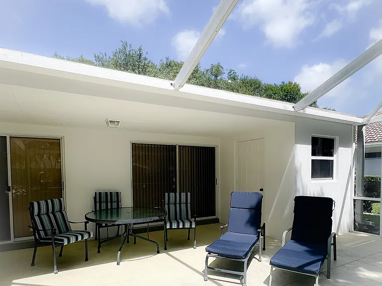 7102 Geminata Oak Ct — Photo 10