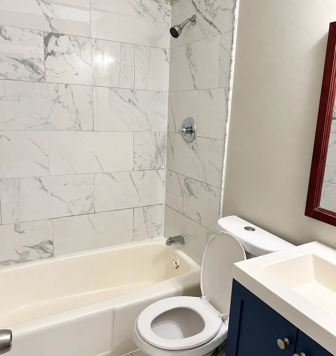 3 bed, 1008 sqft, $2,700 — Photo 3