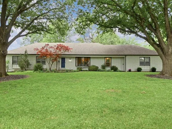 10310 Manor Rd, Leawood, KS 66206