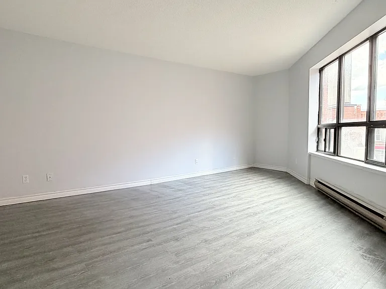 10 Pearl St W #106 — Photo 14