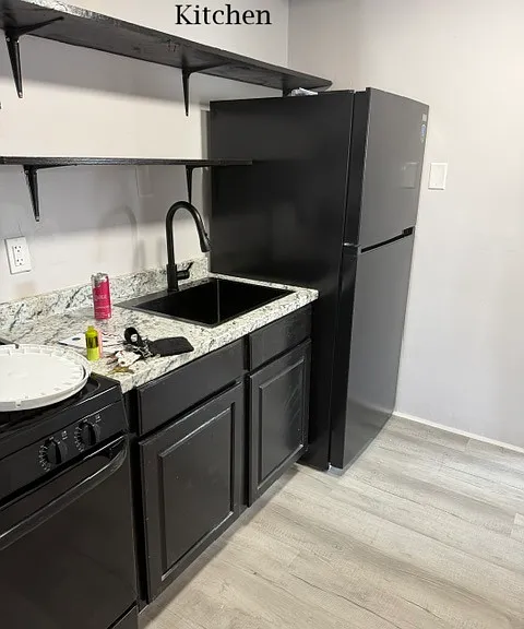 417 W Market St #3B — Photo 3