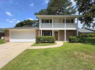 419 Huntington Dr, Baton Rouge, LA 70810