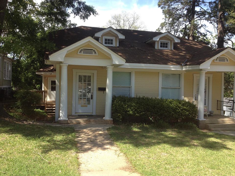 1st image of 824 Dalzell St