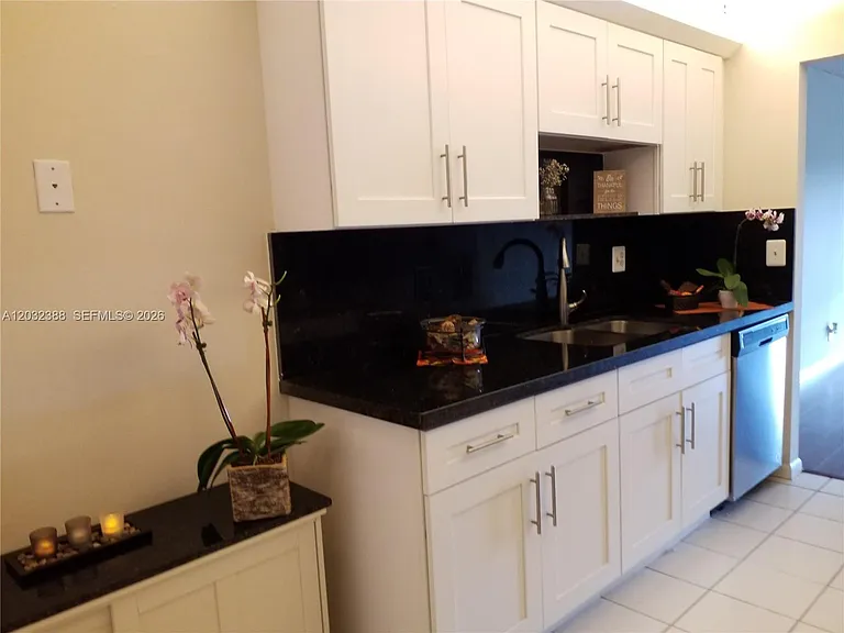 9982 Nob Hill Ct #9982 — Photo 7