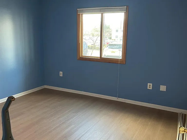 2107 Ravens Crest Dr — Photo 9