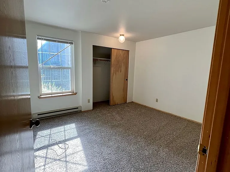 1393 Bradley Lane — Photo 12