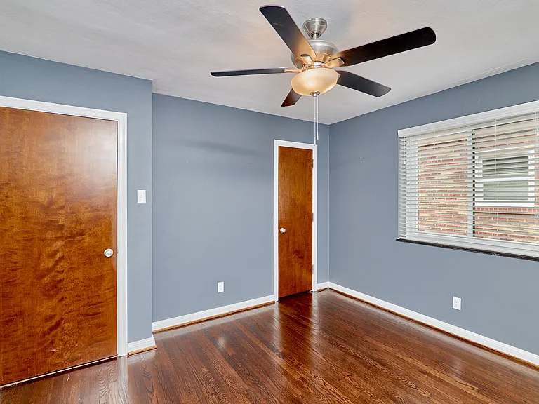 6238 Loran Ave — Photo 16