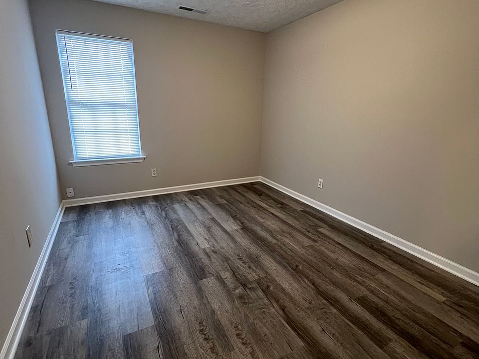 1st image of 2038 Wiltshire St