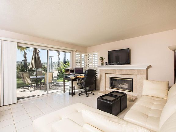 Den