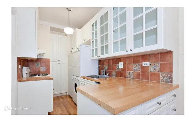 Rented by Douglas Elliman | media 3
