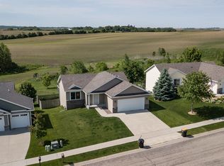 5686 King Arthur Rd NW, Rochester, MN 55901
