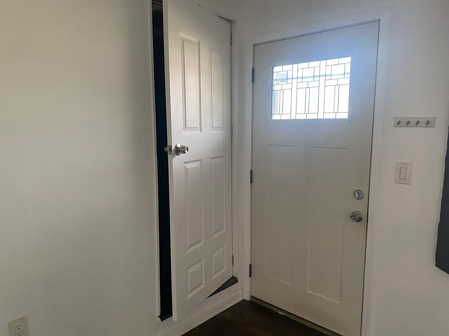 3 bed, 900 sqft, $1,450 — Photo 2