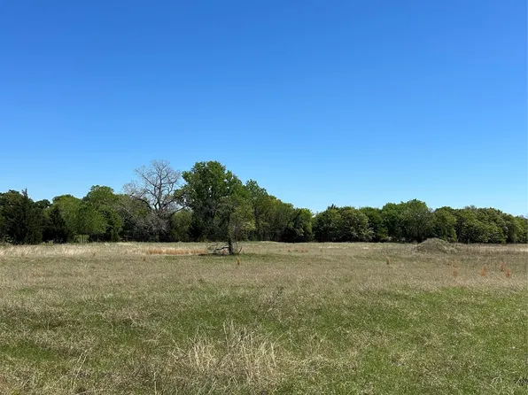 3380 Upper Montague Rd, Bowie, TX 76230