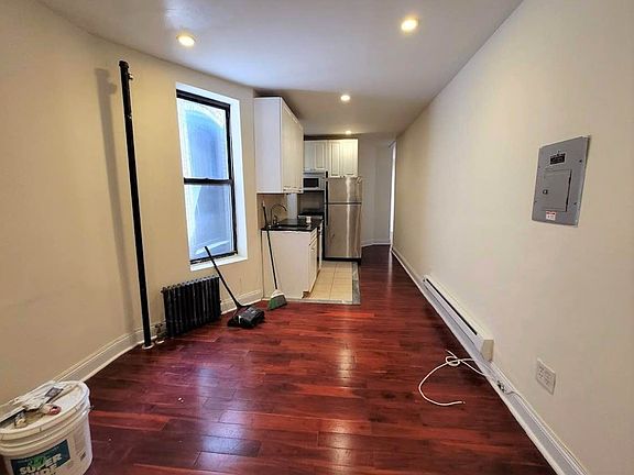 4th image of 121 W 104th St #5Y