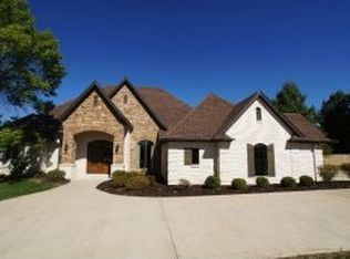 5217 S Cowan Rd, Columbia, MO 65201