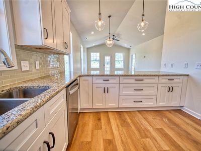 180 Amberwood Lane UNIT 1, Jefferson, NC, 28640