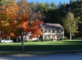 39 Highland St, Dunstable, MA 01827