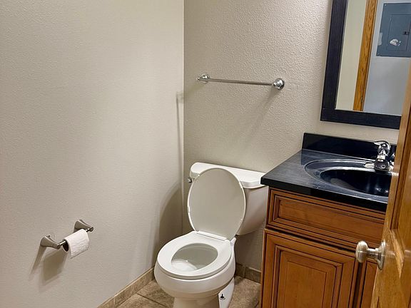 4th image of 8573 Cardiff Ln