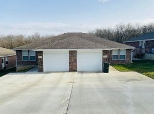 895 W Gay St UNIT B, Warrensburg, MO 64093