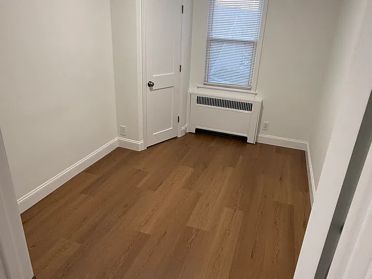 6936 Rutland St — Photo 16
