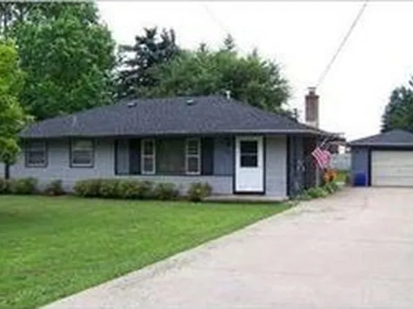 252 Jeffrey St NE, Cedar Springs, MI 49319
