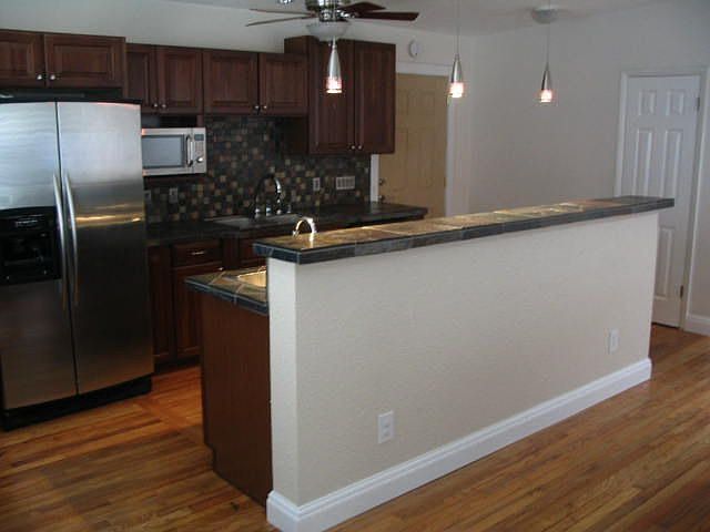 1st image of 800 Adirondack Ave