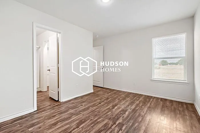 1014 David Ave — Photo 7