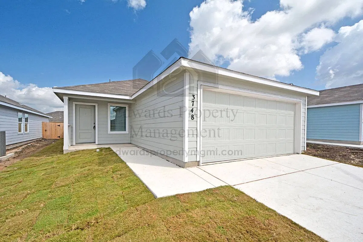 3748 Axis Hill St in New Braunfels, TX 78132 — Photo 1