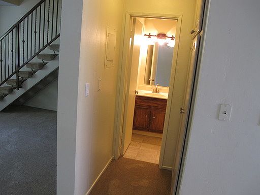3rd image of 12122 Bailey St