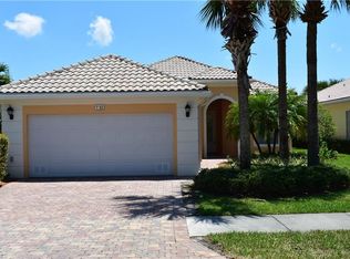 7562 Garibaldi Ct, Naples, FL 34114