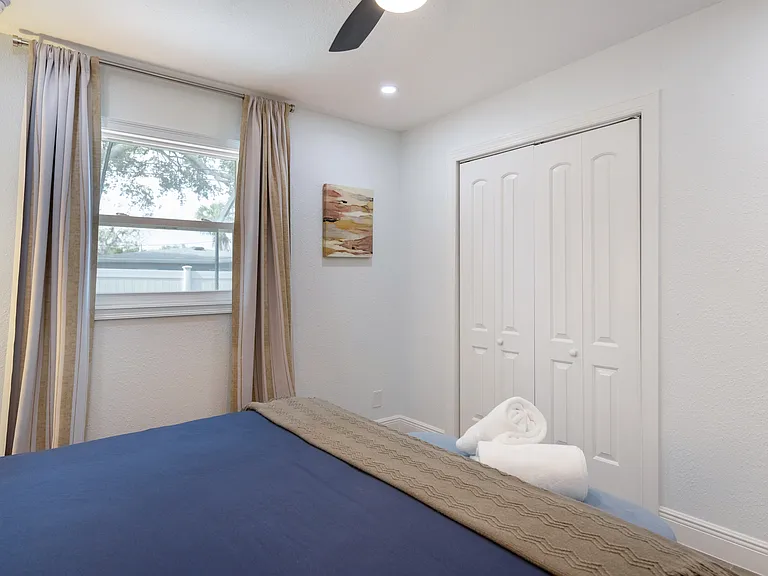 1035 Madison St — Photo 53