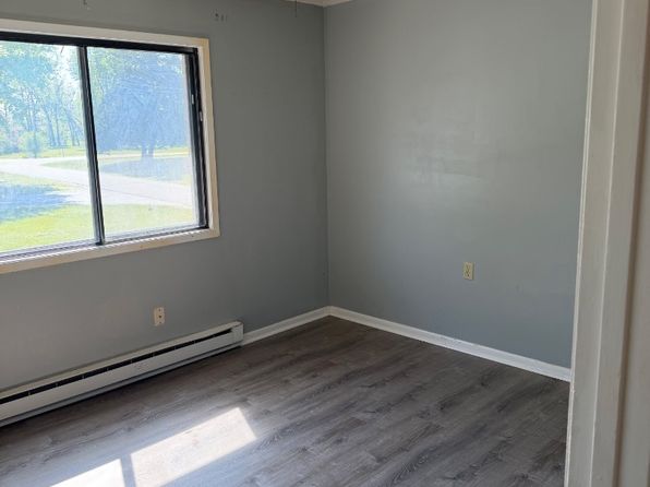 704 West St APT 5
