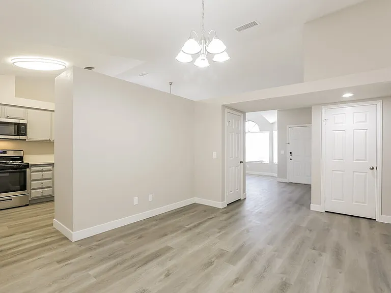 1330 White Dr — Photo 6