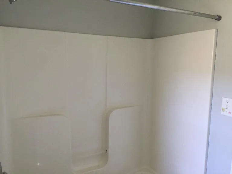 111 E Rockway St — Photo 17