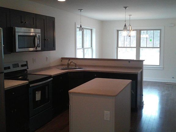 2nd image of 2 Moore Ave #2B