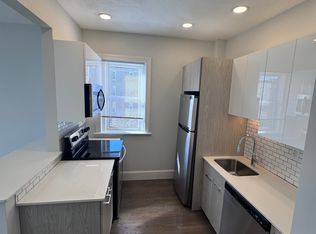 103 Queensberry St #9, Boston, MA 02215