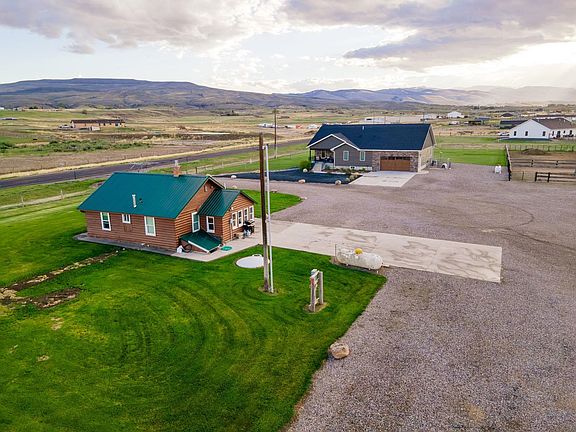 2nd image of 41 Lyons Valley Rd