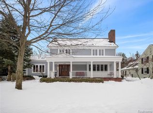 964 Kennesaw Ave, Birmingham, MI 48009