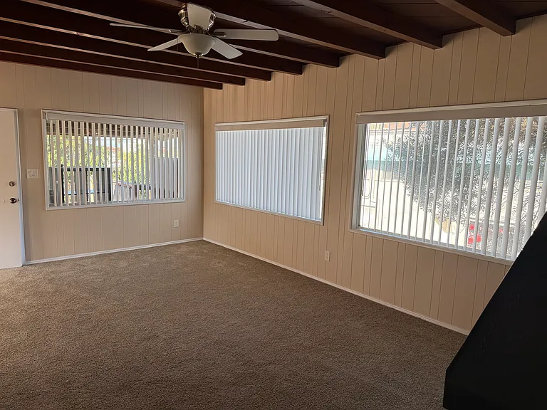 8040 La Jolla Shores Dr #E — Photo 15