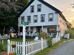 30 King Sq #1, Whitefield, NH 03598