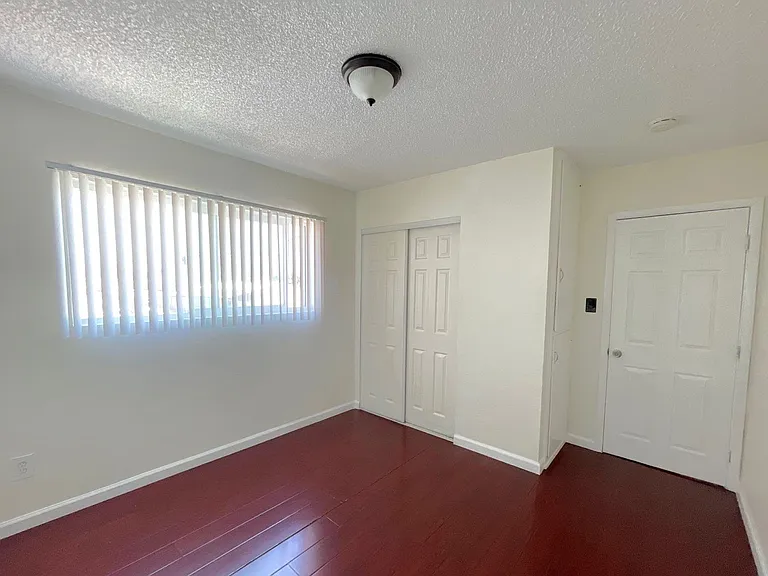 Pueblo Bonito Apartments — Photo 38
