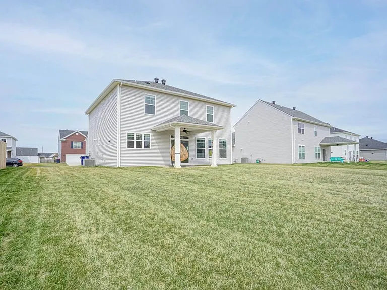 5369 Bloomsbury Ct — Photo 4