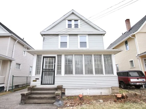 3521 Poe Ave, Cleveland, OH 44109