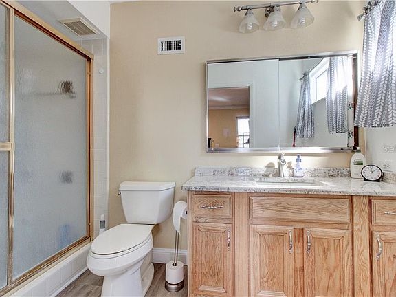 5th image of 1334 Normandy Cir S