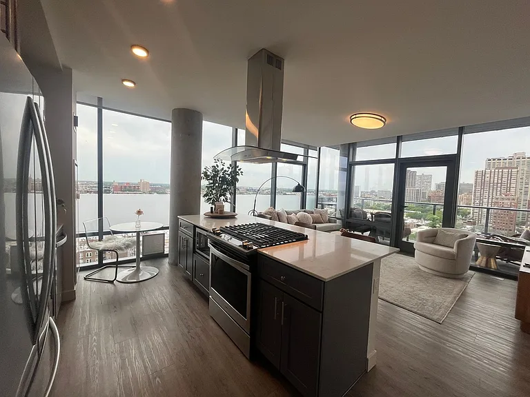 Four50 Residences — Photo 76